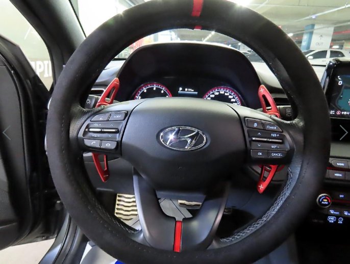 VELOSTER (JS)