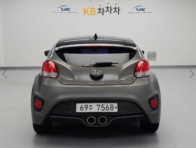 VELOSTER